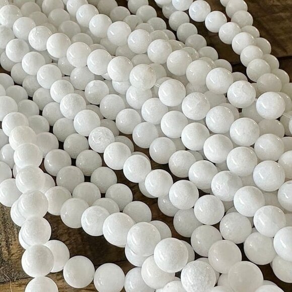 10mm White Jade Round Bead Strand - Picture 1 of 2
